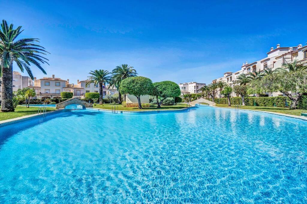 La Isla Casa Barnaby Platja de Larenal Exterior foto